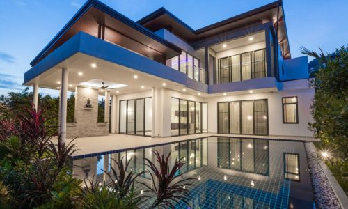 Luxury-house-design-Top-10-tips-to-add-luxury-to-your-house-FEATURE-compressed